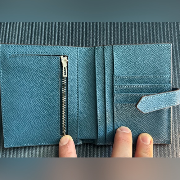 Leather wallet - Picture 3 of 3